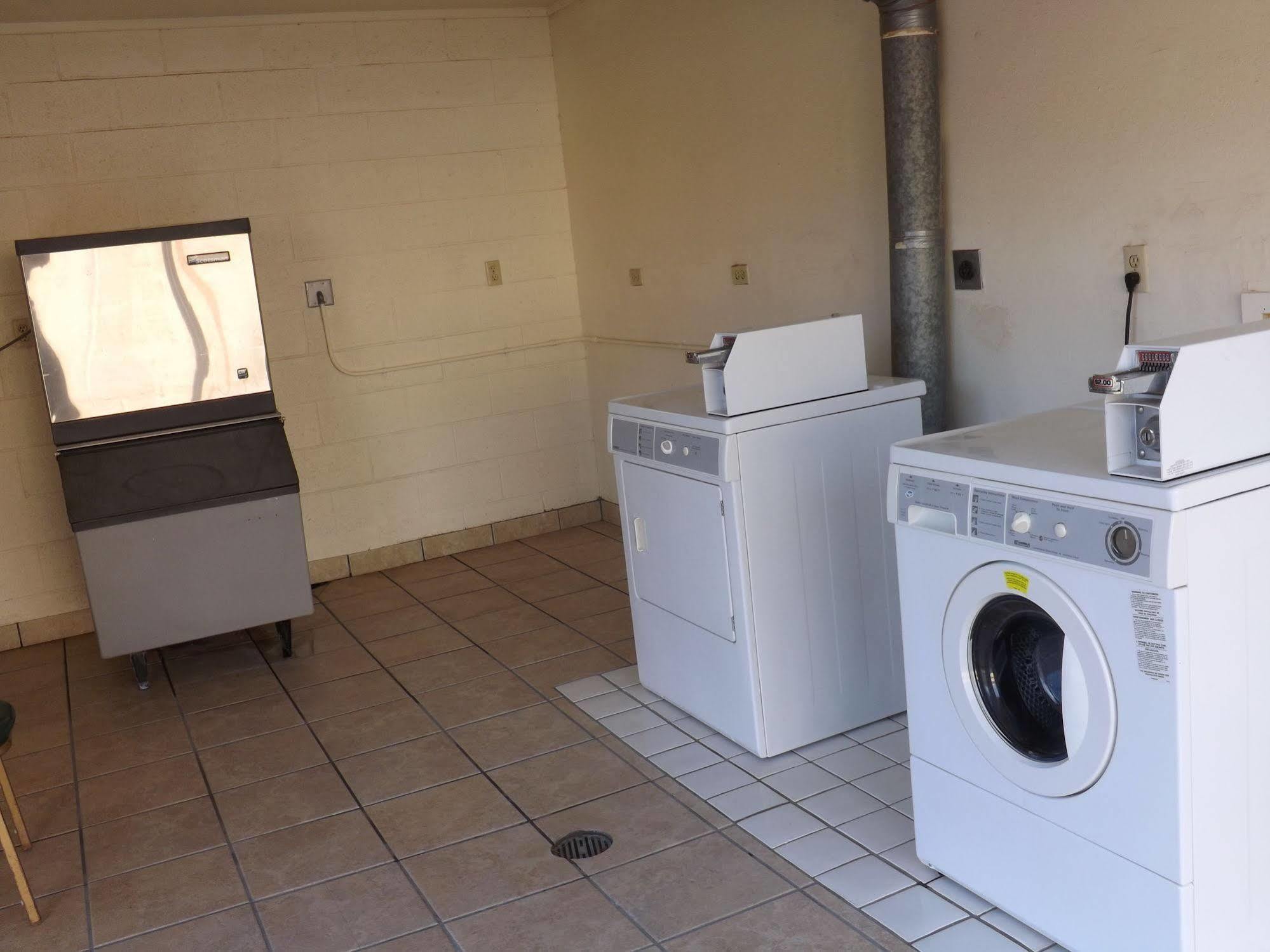 Tristar Inn Xpress Tucumcari Bagian luar foto