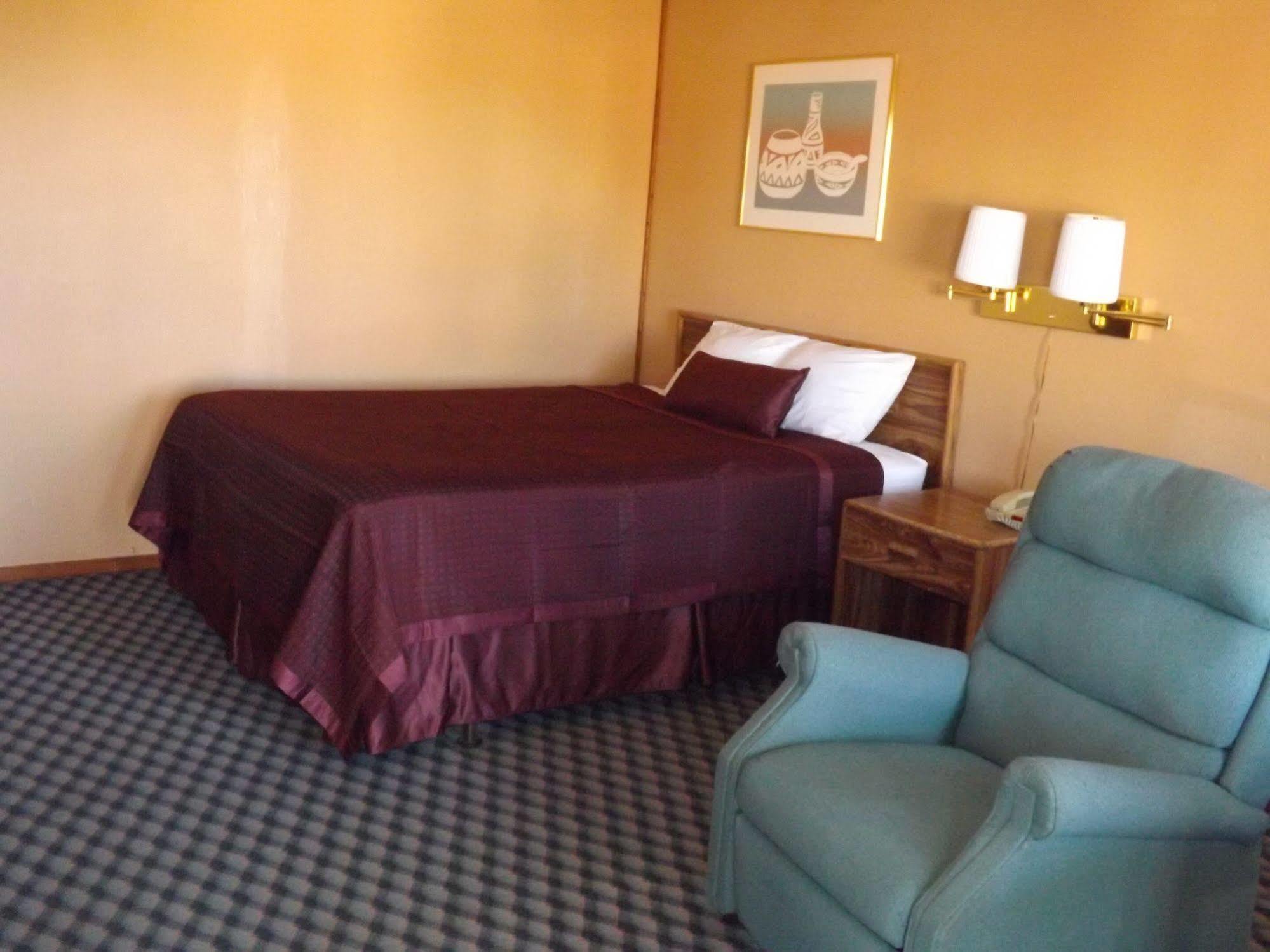 Tristar Inn Xpress Tucumcari Bagian luar foto